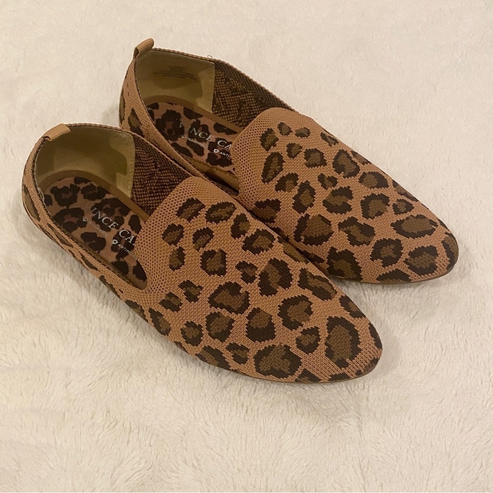 Vince Camuto Fabeau Slip On Fabric Loafers Animal Print Washable Stain On Heel 9 - Picture 3 of 8